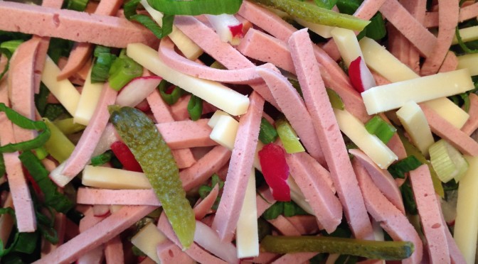 Wurst- Käsesalat